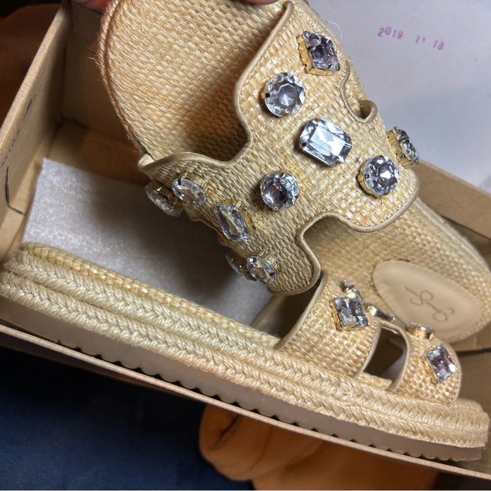 Jessica Simpson Size 9 platform sandals  💎 Bling 💎